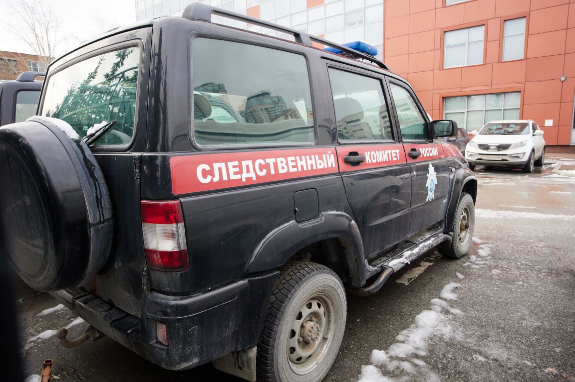 В Свердловской области в гараже нашли тела парня и девушки - «Уральский  рабочий»